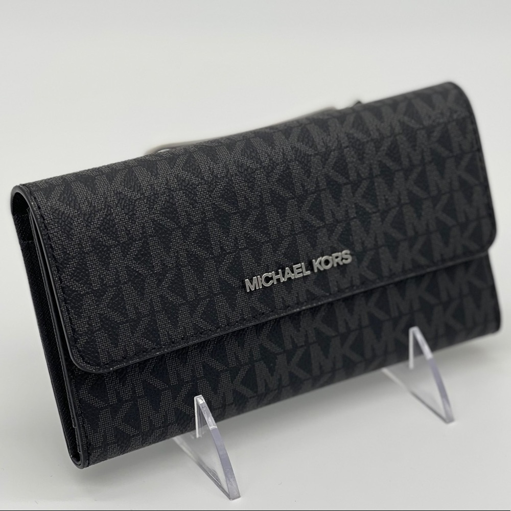 Michael Kors Jet Set Travel LG Trifold Blk…